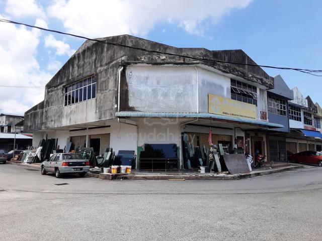 Taman Bawal 2 Storey Shop Lot Corner Lot - Mergong 1