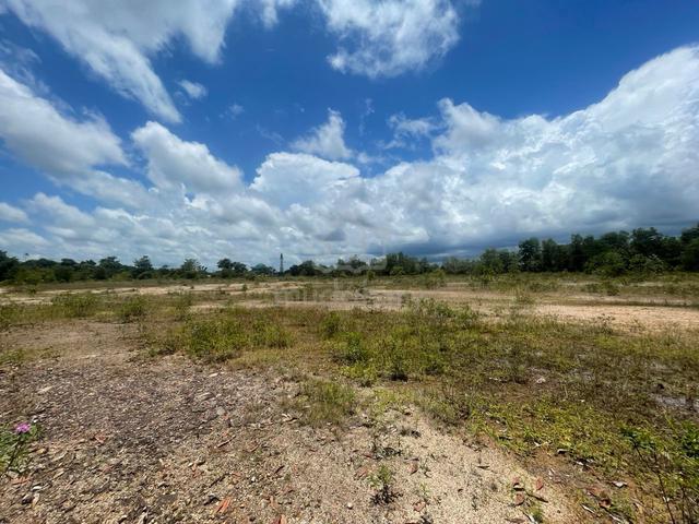 Tanah Bangunan Perniagaan 5.26 Ekar, First Lot. Tepi Jalan sungai isap 1