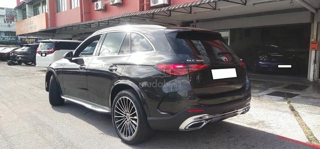 2023 Mercedes Benz GLC300 2.0 4MATIC AMG (A)37K KM - 4