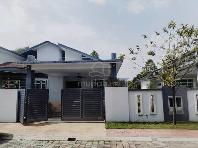 FREEHOLD Guarded with facilities Single Storey SemiD Ipoh Tasek Perak 1