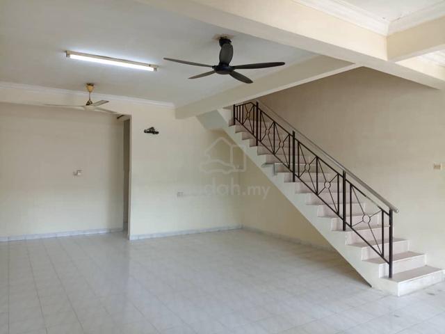 2 Storey House @ Taman Asas Murni for Rent 1