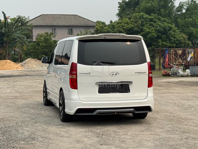 2019 Hyundai GRAND STAREX 2.5 ROYALE FACELIFT (A) - 2
