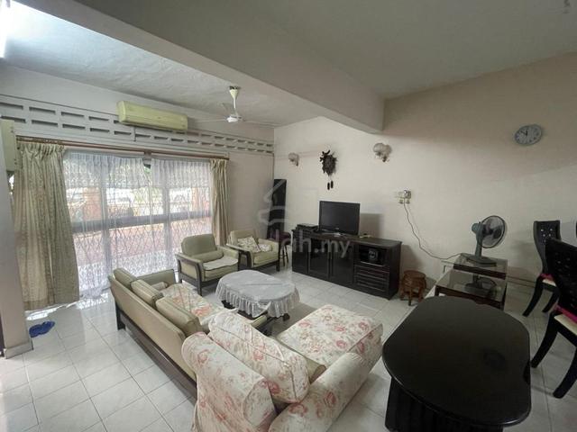 Kajang MRT Town Taman Berjaya double storey house 1