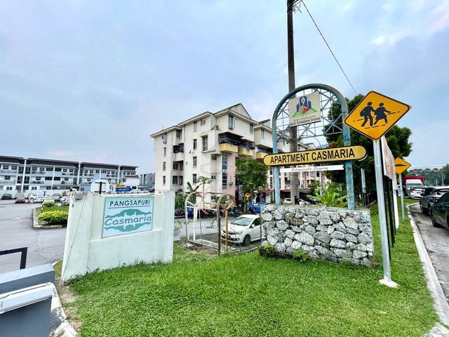 Room for Female, Casmaria Apartment, Batu Caves, Selangor 1