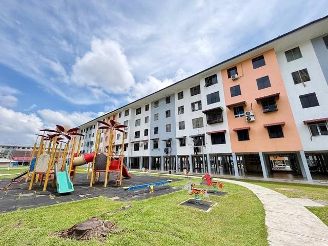 Flat Sri Lanang (Desa Tebrau) 1
