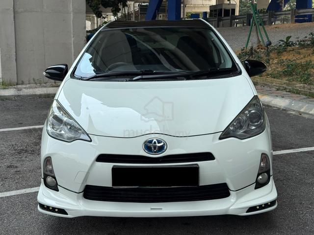 2013 Toyota PRIUS C 1.5 TRD SPORTIVO - NEWBATT25 - 2