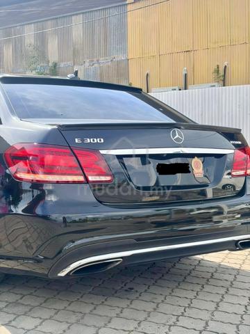 2016 Mercedes Benz E300 BLUETEC HYBRID (CKD) 2.1 - 5