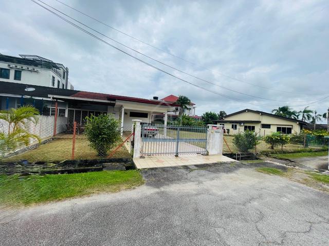 FOR SALE – Semi-D House, Air Putih Kuantan 1