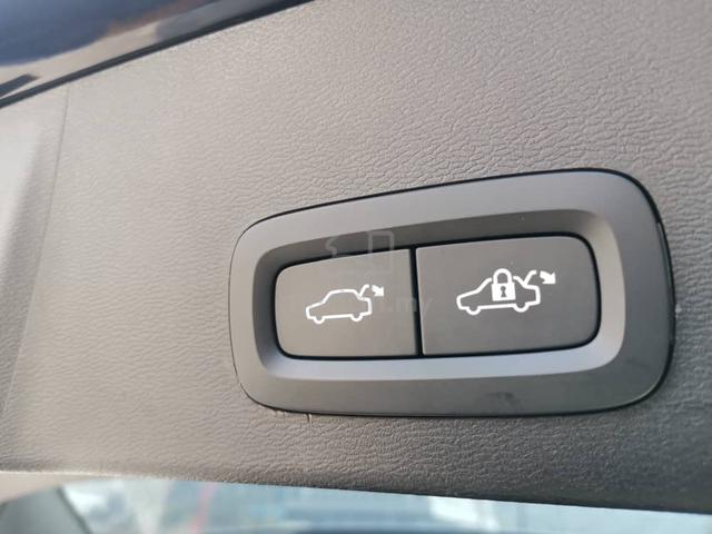 2022 Volvo XC40 RECHARGE ULTIMATE TWIN MOTOR - 5