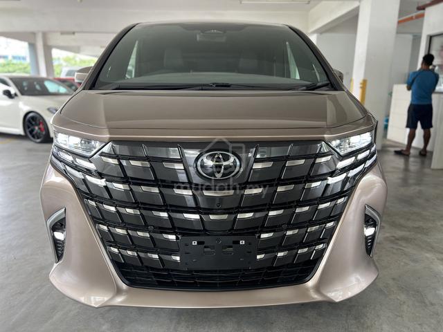 2024 Toyota Alphard 2.5 Z Precious Leo Blonde MPV - 2