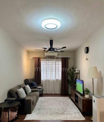 De Bayu Apartment 1