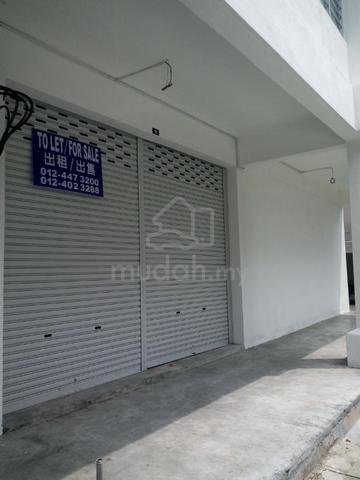 Shoplot space of Hostel Purposes 1
