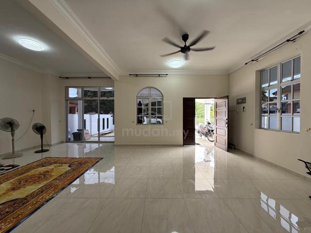 Lagenda Heights Facing Padang 2 Stry Semi- D Renovation Bumi Lot 1