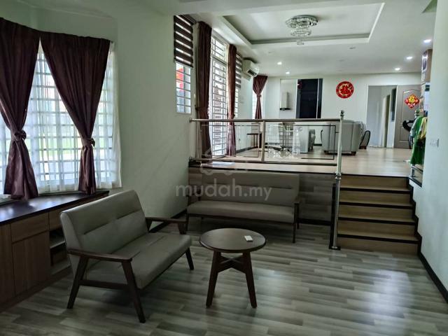 Casa San Uno Semi-D for Sale 1