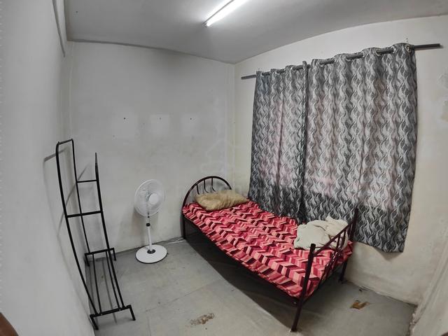Bilik untuk disewa Flat PKNS seksyen 7 1