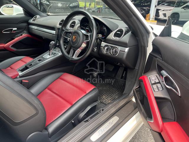 2022 Porsche CAYMAN BOXTER 718 (18k Milleage) - 2