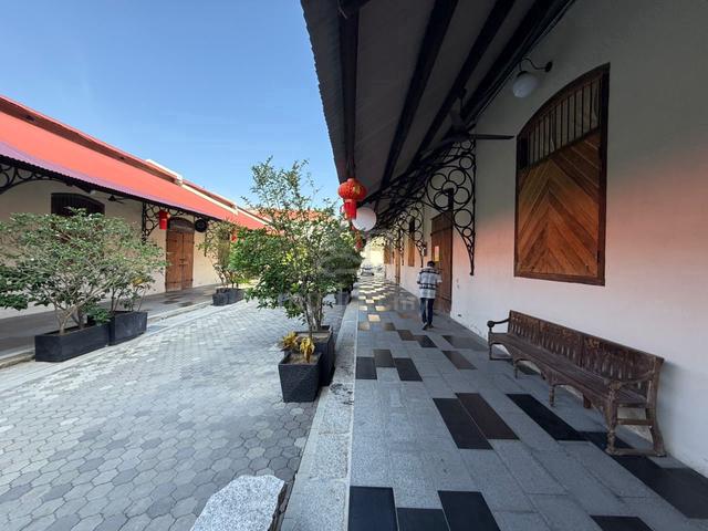 HOT PLACE !! Warehouse Restaurant Business at Lebuh Pantai George Town 1