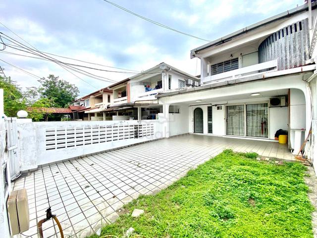 2 storey Link House DAMANSARA JAYA 1
