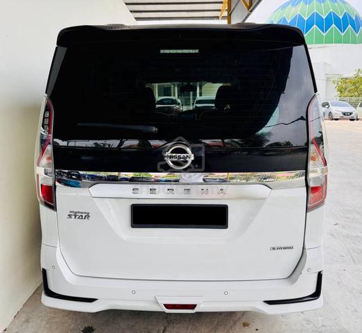 Nissan Serena 2.0L Premium Power Boot U/Warranty - 4