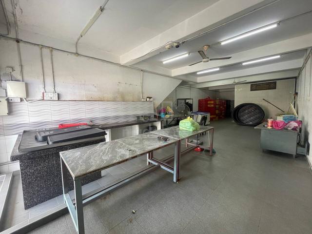 Lot Kedai 2 Tingkat Area Pasar Bagan Serai, Perak 1