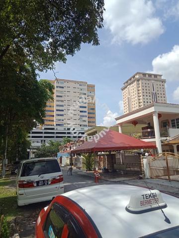 pdn indah side to pdn kapital master room in terrace hse fce playgrund 1