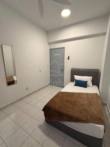 Pelangi Damansara Single Room 1