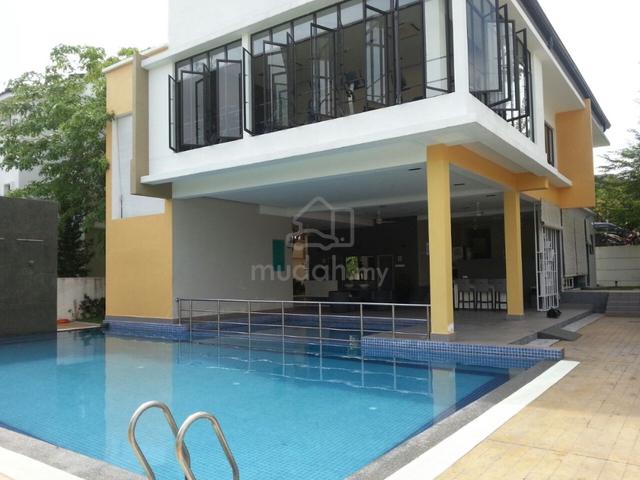 Corner 2 Sty Semi D@ Saujana Villa, Taman Prima Saujana, Kajang, Cheap 1