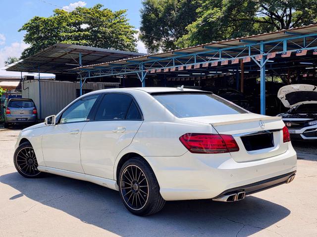 2009 Mercedes Benz E250 CGI BlueEFCY (A) AMG BODY - 2
