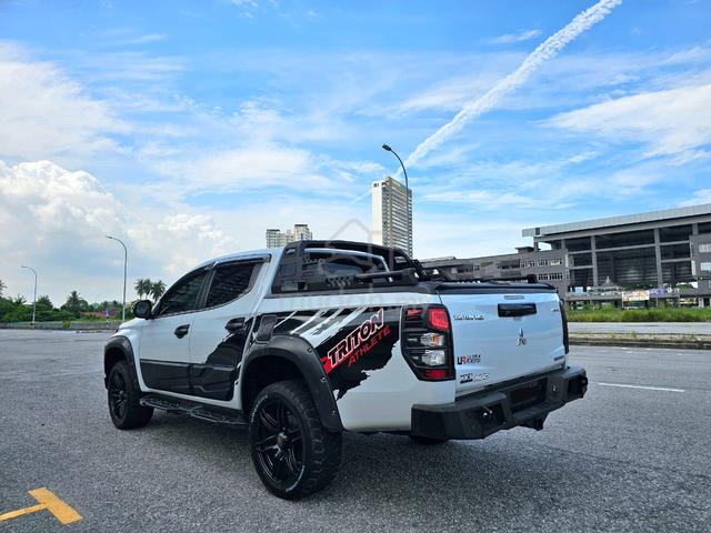2021 MITSUBISHI TRITON 2.4 VGT HS (A) LOW MiLEAGE  - 3