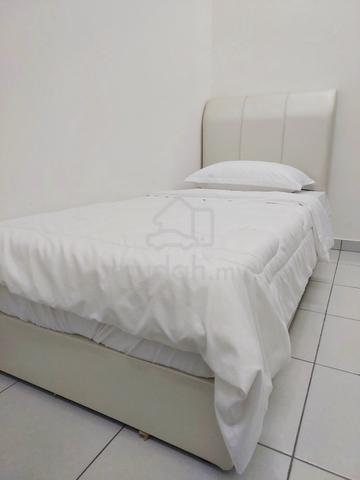 Female Muslim Room With Private Bathroom At Residensi Mutiara 1