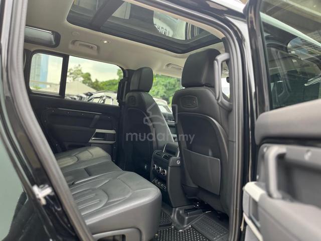 2021 Land Rover DEFENDER 2.0 110 P300 SE (7 SEATER - 4