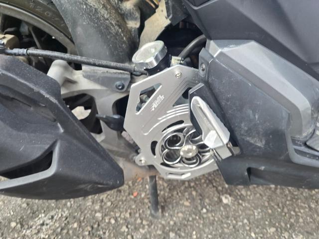 Scooter 23 HONDA VARIO 160 NMAX ADV NVX AX200S EGO - photo 9 of 9