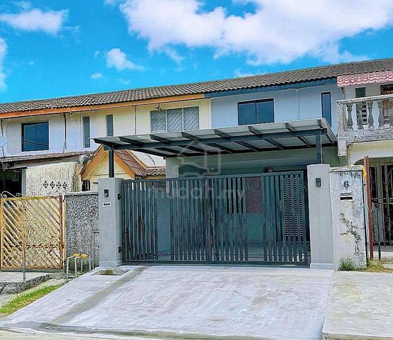 Low Cost Double Storey House Jalan Suria 81, Bandar Seri Alam, Masai 1