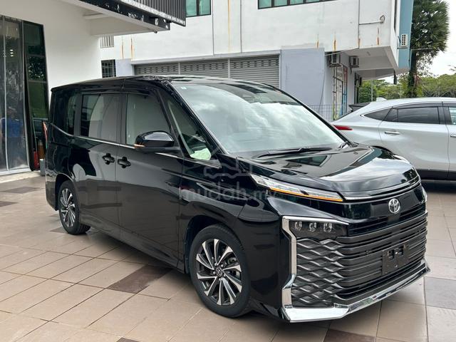 2022 Toyota VOXY 2.0 S-Z 2PD 7SEATER 27K KM - 1