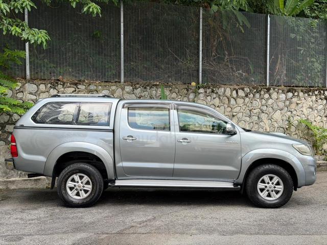 Toyota HILUX 2.5 G VNT FACELIFT (A) DOUBLE CAB - 3