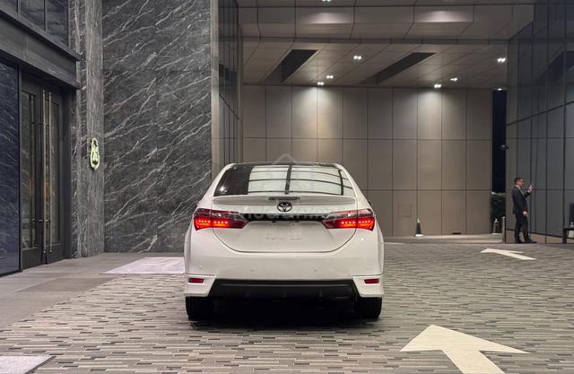 2015 Toyota COROLLA ALTIS 1.8 G (A) - 4