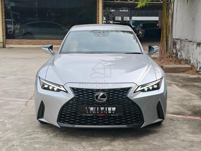 2021 Lexus IS300 2.0 Version L (A) CBU Low Mileage - 3