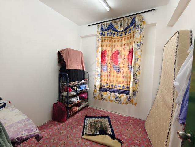 Flat Taman Pelangi Indah 1