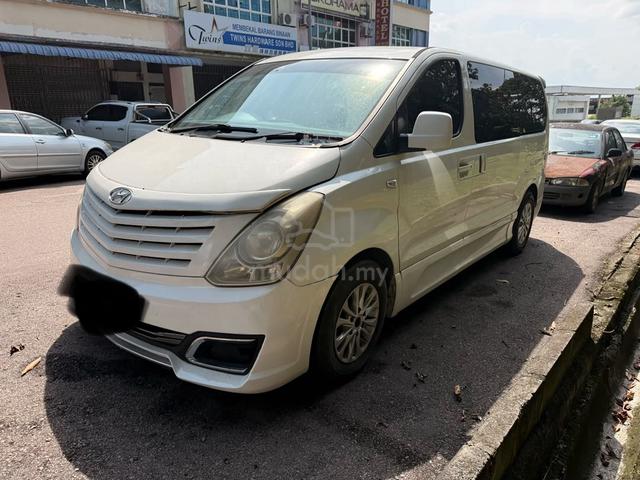 2011 Hyundai GRAND STAREX 2.5 ROYALE (A) - 5