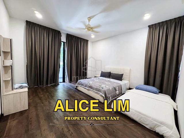 Good location 2 Storey Bungalow 5000sqf At Changkat Minden Gelugor 1
