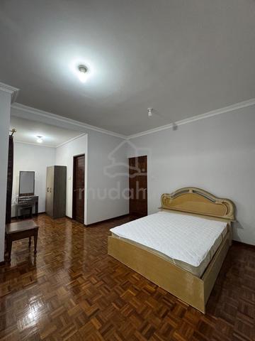 Jalan Song Fully Furnished 2-Storey Intermediate Terrace For Rent 1