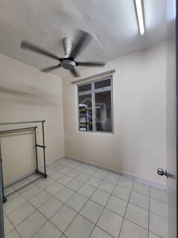 Presint 11 Apartment 4