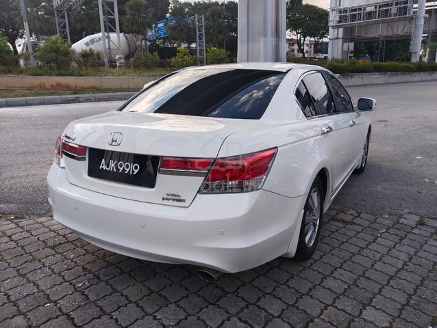 2013 Honda ACCORD 2.0 VTI-L (A) - 4