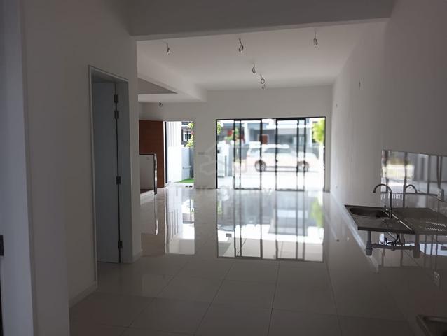 Jardin Residences 2 Stry BRAND NEW BASIC Sungai Buloh 1