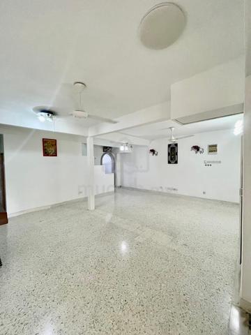 [[RENOVATED BELOW MARKET]] 2 Storey Terrace House, SS3, Petaling Jaya 1