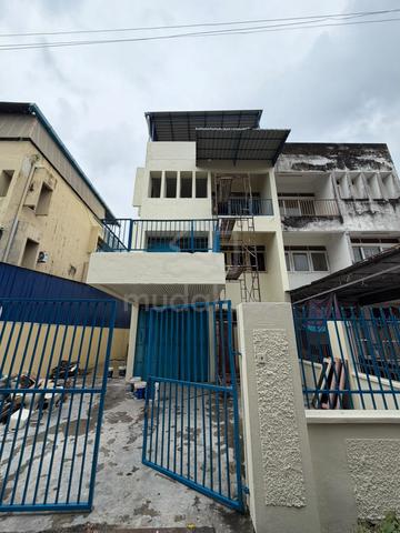 Butterworth Bagan Lallang 3-Storey Commercial Shop Facing Mainroad !! 1
