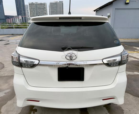 Toyota WISH 1.8 S (A) - 5