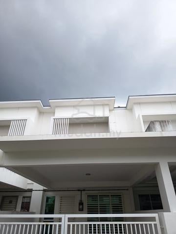 2 Storey Terrace House Suriaman 2 Bandar Sri Sendayan Seremban 1