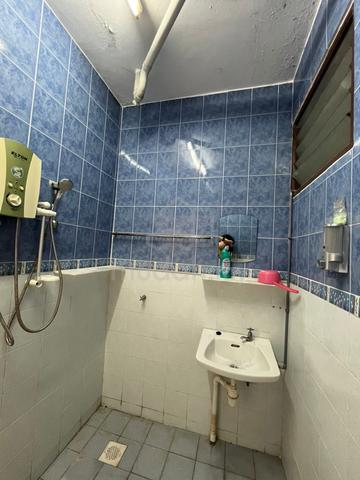 Desa Bayan Apartment 5