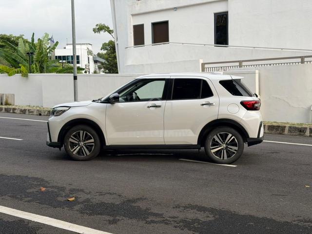 2024 Perodua ATIVA 1.0 AV MY21 D55L(A)FULL CAR ORI - 5